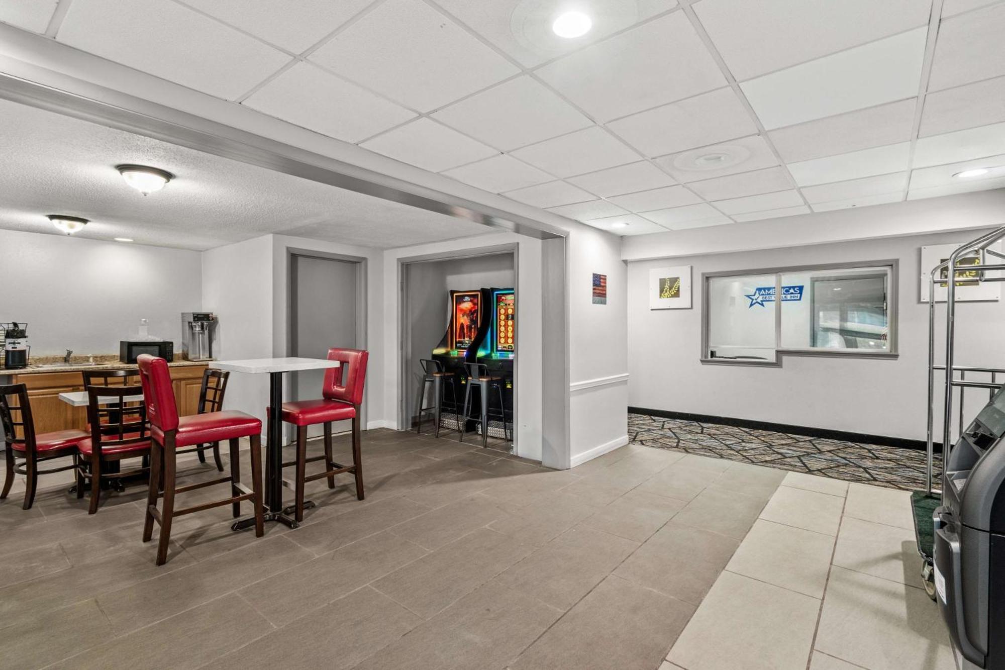 Americas Best Value Inn Carlisle Exteriör bild