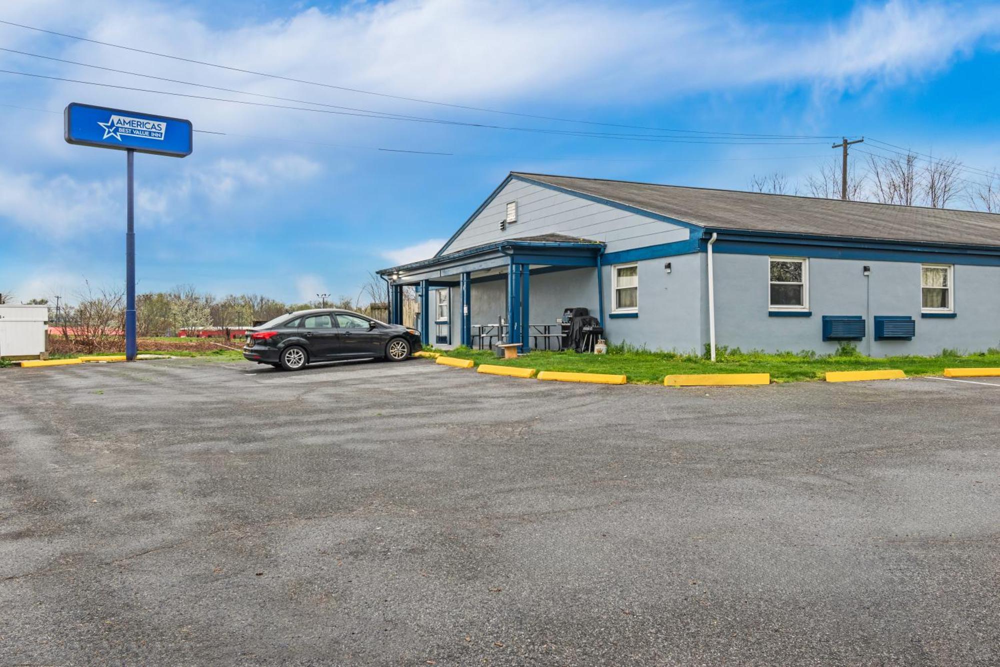 Americas Best Value Inn Carlisle Exteriör bild